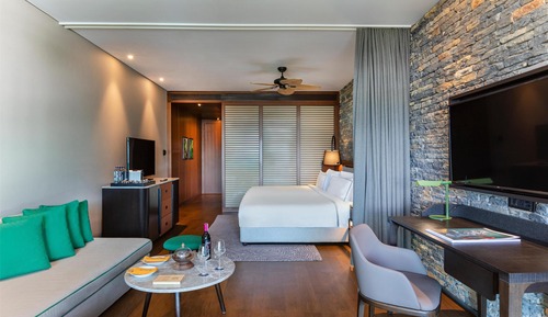 Habitación Deluxe, vistas parciales al mar