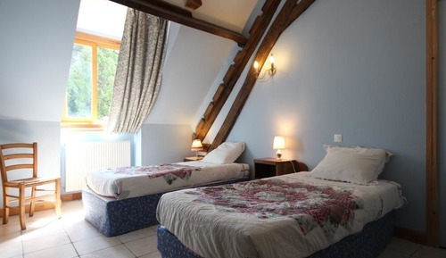 Habitación estándar con 2 camas individuales