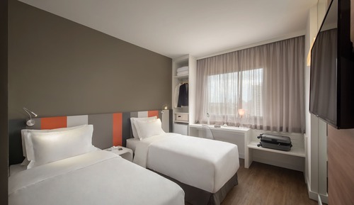 Habitación de lujo con 2 camas individuales