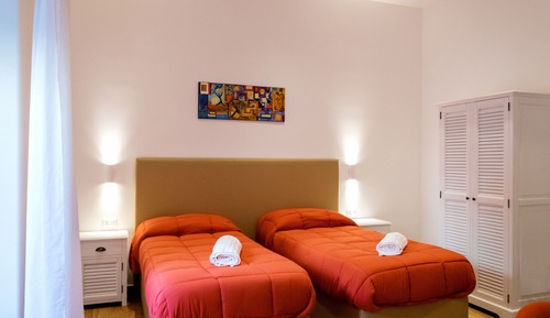 Habitación Deluxe con 1 cama doble o 2 individuales, vistas a la ciudad