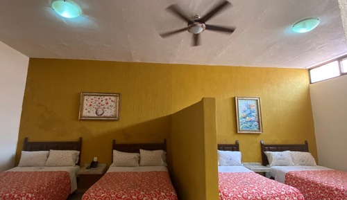 Habitación cuádruple estándar