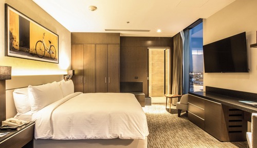 Suite, 1 cama de matrimonio grande, terraza, vistas a la ciudad