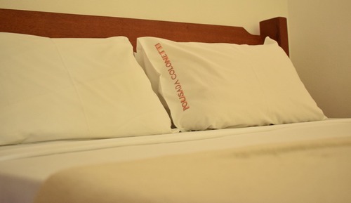 Habitación superior con 1 cama doble o 2 individuales