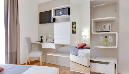 Habitación Deluxe doble, 1 cama de matrimonio, balcón, vistas a la ciudad