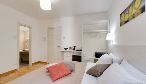 Habitación Deluxe con 1 cama doble o 2 individuales