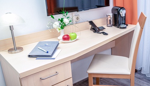 Habitación básica doble, 1 cama de matrimonio grande