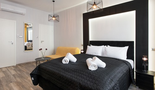 Habitación doble superior, 1 cama doble con sofá cama, baño privado