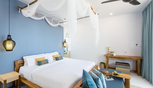 Upper Beach Bungalow 