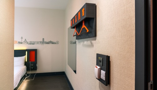 Habitación estándar doble, 1 cama doble (Wheelchair Accessible)