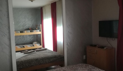 Habitación cuádruple, bañera de hidromasaje