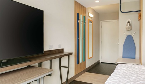 Habitación, 1 cama de matrimonio grande, accesible para personas con discapacidad (Hearing)