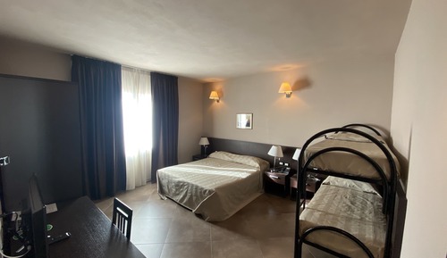 Habitación cuádruple clásica