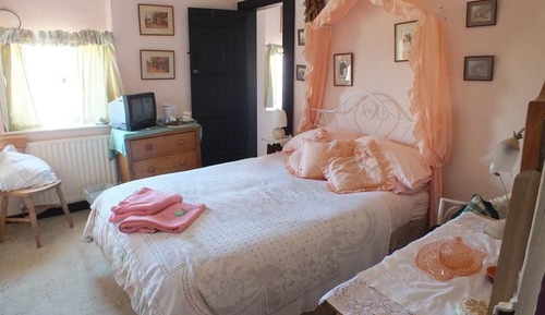 Habitación doble, baño privado