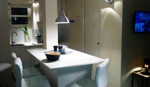 Estudio, balcón