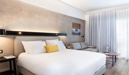 Habitación clásica, vistas parciales al mar