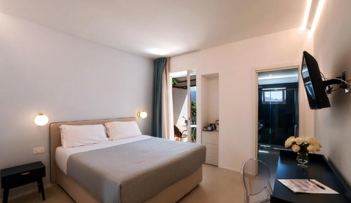 Habitación doble, vistas a la montaña