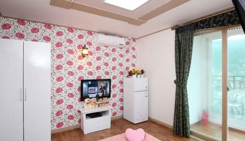 Room (26 (Ondol room) No 304)