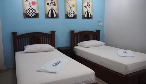 Habitación estándar con 2 camas individuales