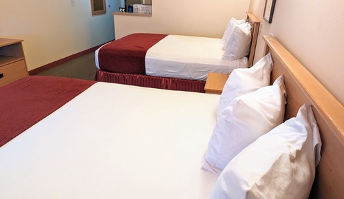 Habitación, 2 camas de matrimonio, no fumadores (Non Pet-Friendly)