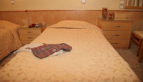 Habitación triple, accesible para personas con discapacidad