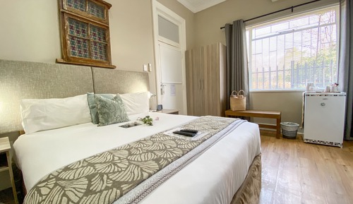 Habitación de lujo doble, 1 cama de matrimonio, baño privado, vistas al jardín