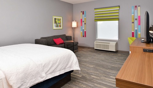 Habitación, 1 cama de matrimonio grande con sofá cama, accesible para personas con discapacidad