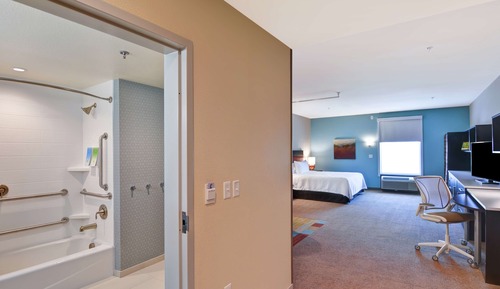 Suite, 1 cama de matrimonio grande, accesible para personas con discapacidad, bañera