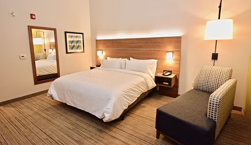 Suite, 1 cama de matrimonio grande con sofá cama (Communications)
