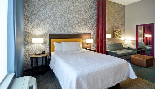 Suite, 1 cama de matrimonio grande, accesible para personas con discapacidad (Mobility & Hearing)