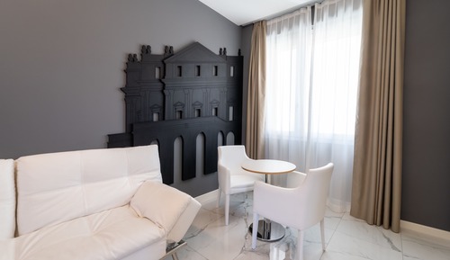 Suite, terraza, vistas al jardín (La Scala)