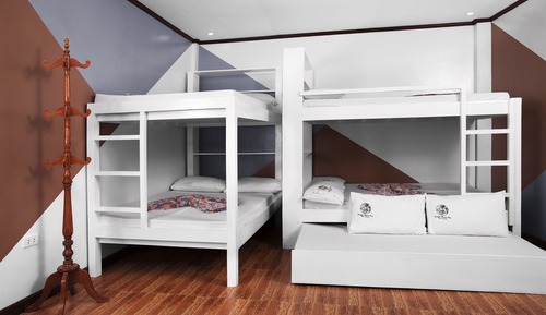 Habitación familiar, varias camas (for 10)