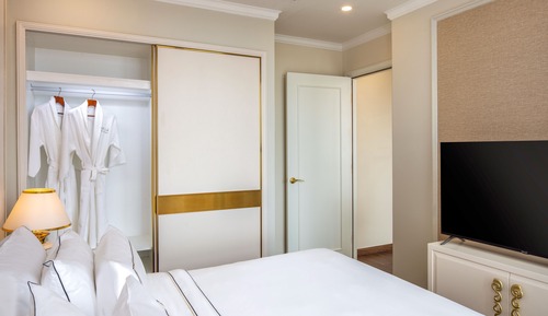 Two-Bedroom Suite