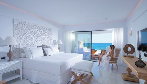 Habitación de lujo, piscina privada (Guestroom, Sea Front)