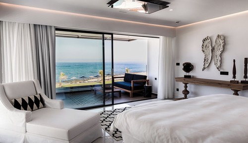 Villa, piscina privada, frente a la playa (Dream)