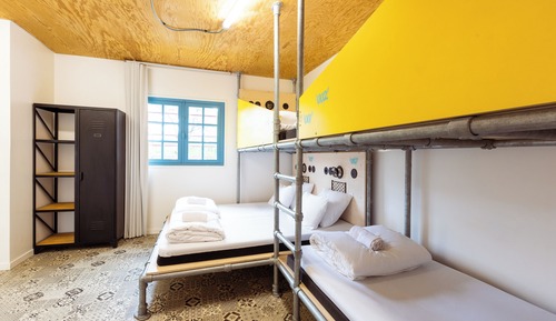 Habitación, baño privado (5 Beds)
