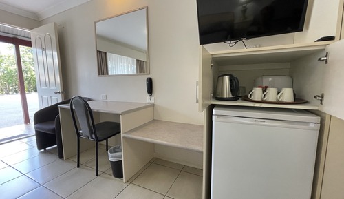 Habitación estándar con 1 cama doble o 2 individuales, varias camas, planta baja