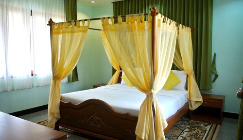 1-Bedroom Villa with Pool View