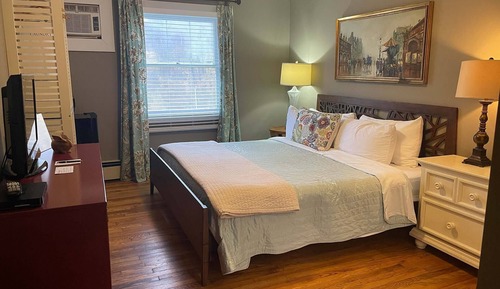 Habitación básica, 1 cama de matrimonio grande