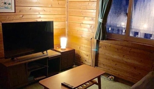 Habitación, no fumadores (Twin Bed, Living room with large TV)