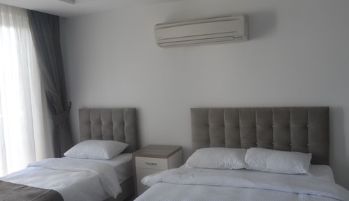 Suite (5 Pax)