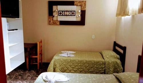 Habitación con 2 camas individuales