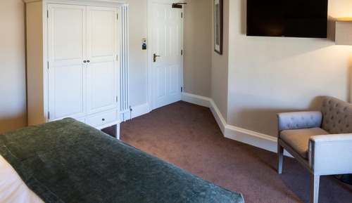 Habitación ejecutiva con 1 cama doble o 2 individuales