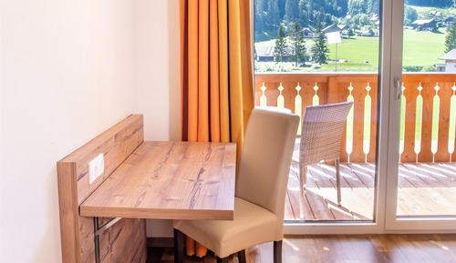 Habitación estándar doble, balcón