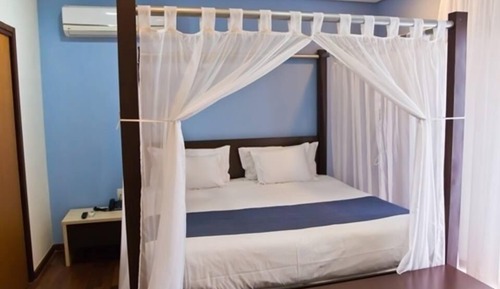 Suite presidencial, piscina privada