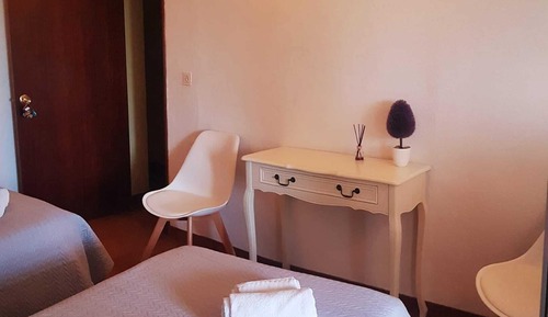 Habitación estándar con 2 camas individuales, baño privado