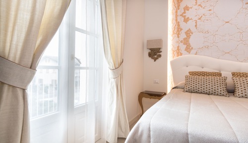 Suite Confort, 1 cama de matrimonio grande, baño privado (Agnese)