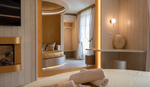 Suite estudio exclusiva, bañera de hidromasaje