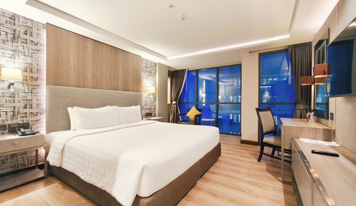 One Bedroom Executive Suite King Bed