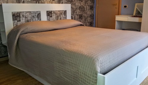 Habitación clásica con 1 cama doble o 2 individuales