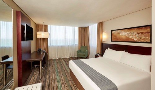 Standard King or Queen Room